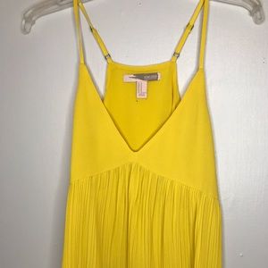 Women’s yellow tank